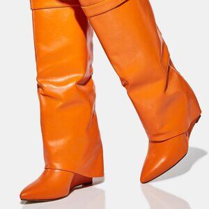 AZALEA WANG HAPPILY " TOTALLY CUFFED " WEDGE BOOT IN ORANGE ( BRAND NEW ! )